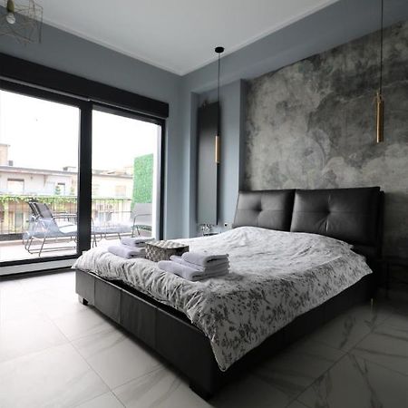 Deluxe Skyline Retreat Studio - Old Town Bukurešť Exteriér fotografie